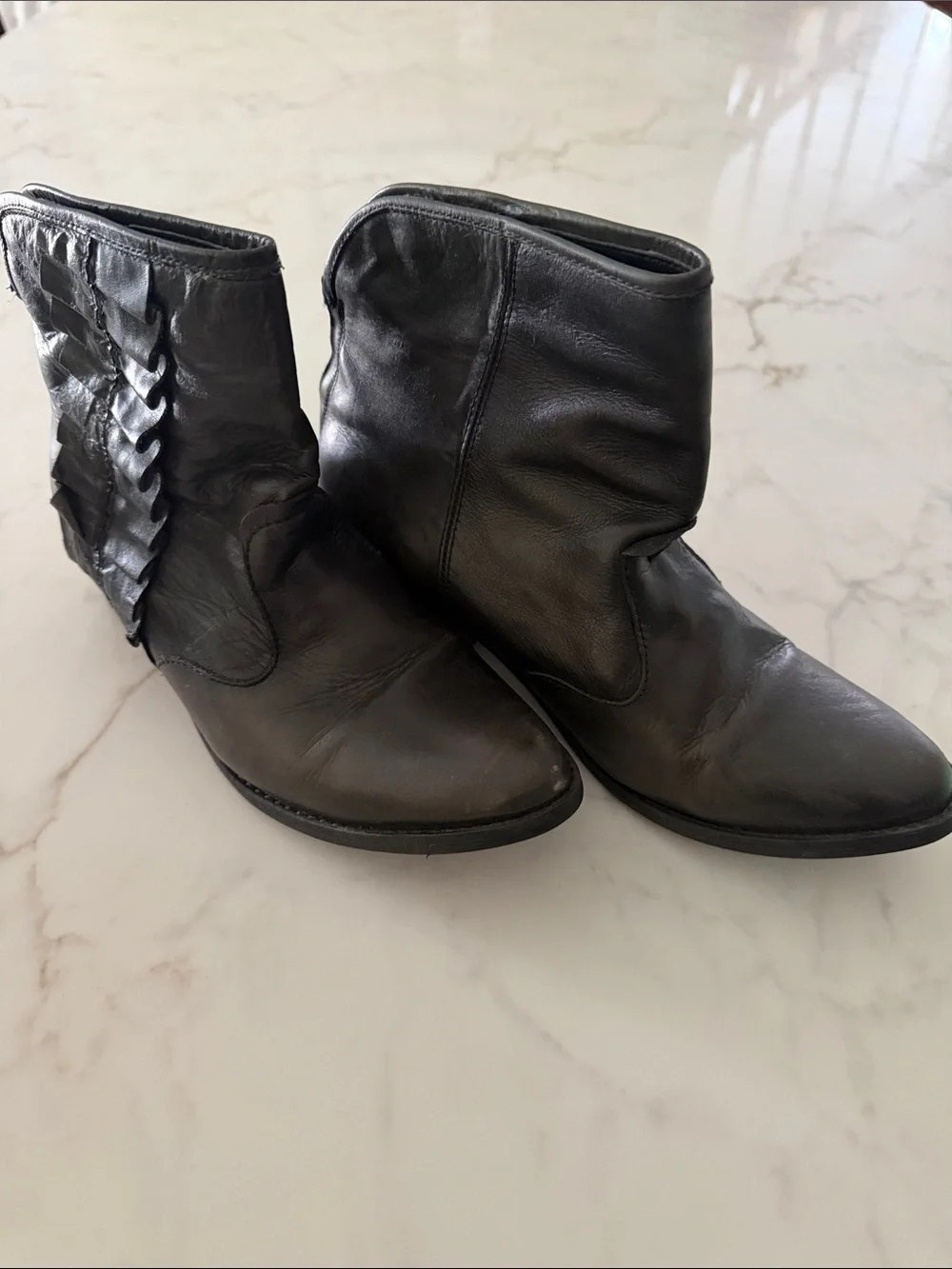 Betsey Johnson Black Leather Ankle Booties